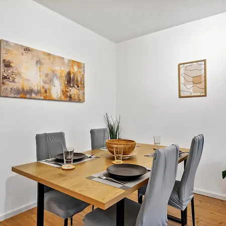 3 Zimmer, 68qm, Parkplatz, Messe Dus, Logport, Duisport * דיסבורג