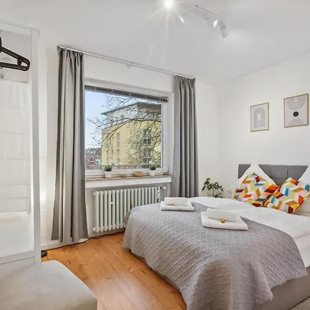 דירה 3 Zimmer, 68qm, Parkplatz, Messe Dus, Logport, Duisport דיסבורג