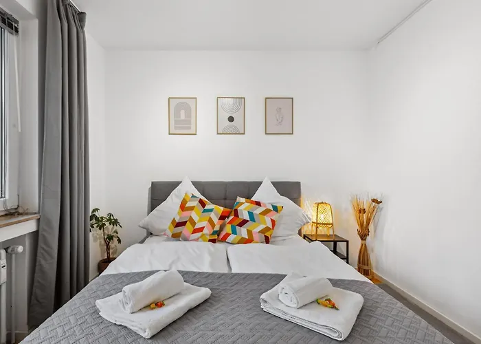 Lejlighed 3 Zimmer, 68qm, Parkplatz, Messe Dus, Logport, Duisport